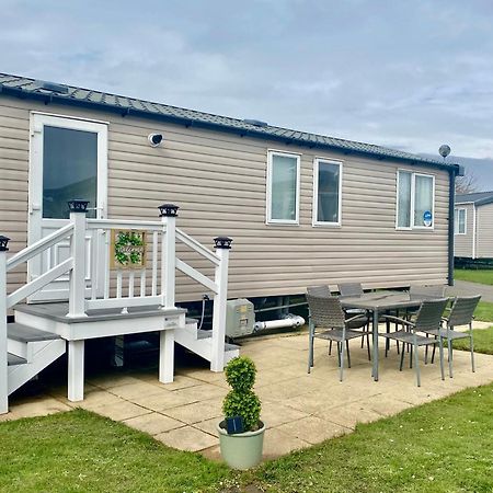 Caravan Church Farm Holiday Village Пагам Экстерьер фото