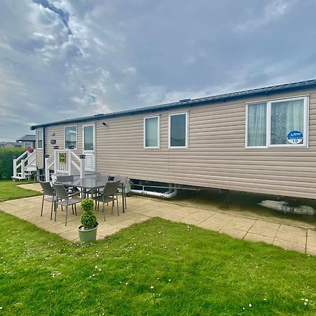 Caravan Church Farm Holiday Village Пагам Экстерьер фото